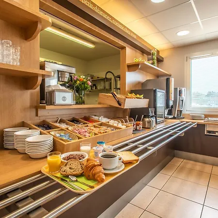 Ouest Golfe Du Morbihan Hotel 2*